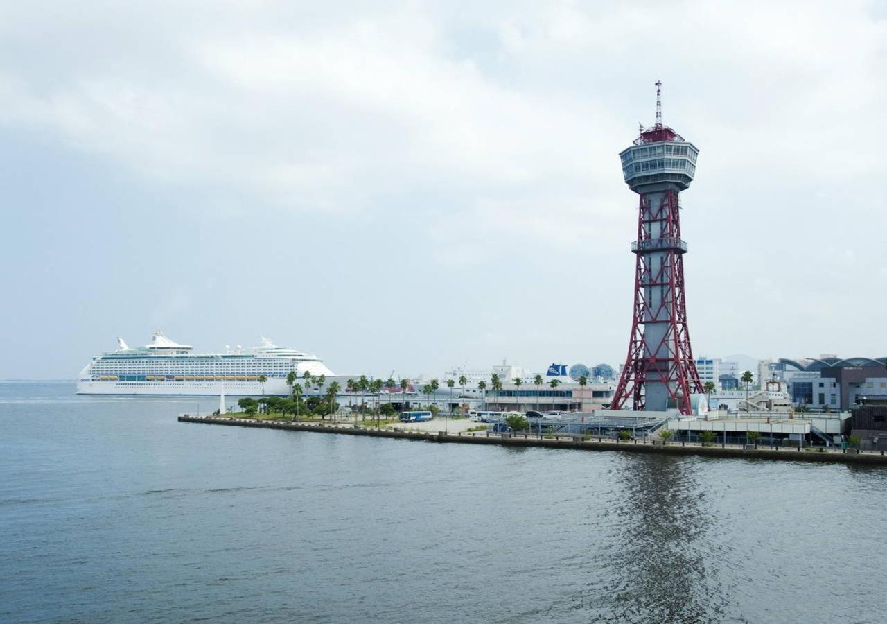 Apa Hotel Hakataeki Chikushiguchi Fukuoka  Exterior photo